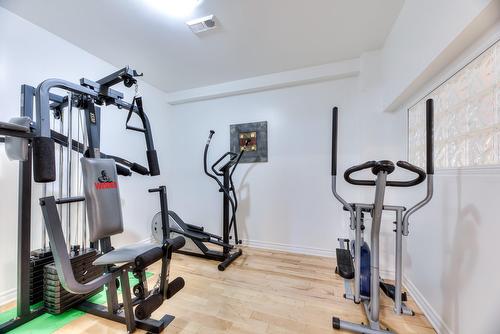 Salle d'exercice - 5782 Rue Fleet, Hampstead, QC - Indoor Photo Showing Gym Room