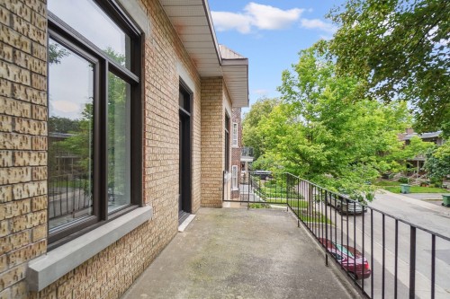 Balcon - 2420 Av. Mariette, Montréal (Côte-Des-Neiges/Notre-Dame-De-Grâce), QC - Outdoor With Exterior