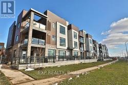 101 - 2375 BRONTE ROAD  Oakville, ON L6M 1P5
