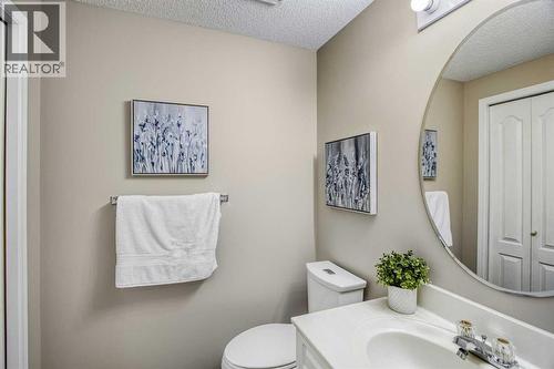 134 Hamptons Heath Nw, Calgary, AB - Indoor Photo Showing Bathroom