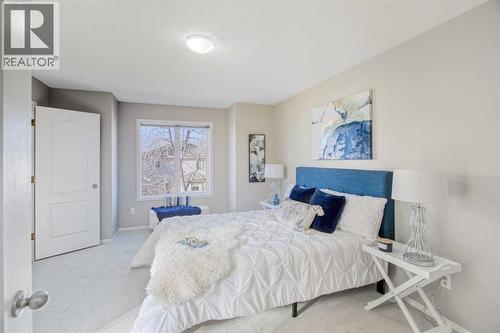 134 Hamptons Heath Nw, Calgary, AB - Indoor Photo Showing Bedroom