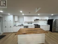 16 CAREW BOULEVARD  Kawartha Lakes, ON K9V 0J3