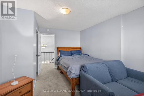 5 Giffin Road, Hamilton, ON - Indoor Photo Showing Bedroom