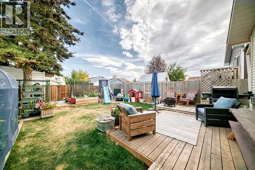 east facing rear yard - 12 Taraglen Road Ne, Calgary, AB - Outdoor With Deck Patio Veranda