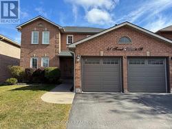 MAIN & 2ND FLOORS - 41 FOREST HEIGHTS STREET  Whitby (Pringle Creek), ON L1R 1T7