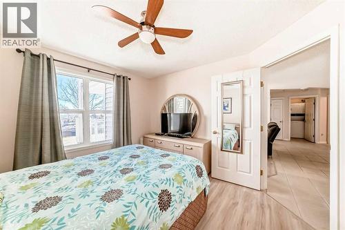 111, 6900 Hunterview Drive Nw, Calgary, AB - Indoor Photo Showing Bedroom