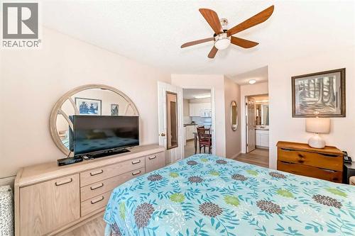111, 6900 Hunterview Drive Nw, Calgary, AB - Indoor Photo Showing Bedroom