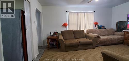 1058 California, Windsor, ON - Indoor