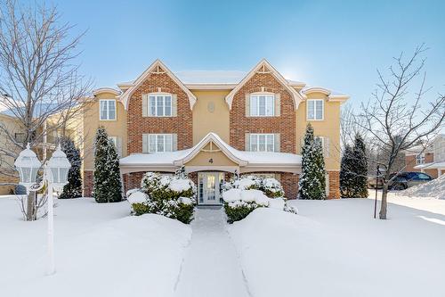 201-4 Rue Bibiane-Nantel  Blainville, QC J7C 0A2