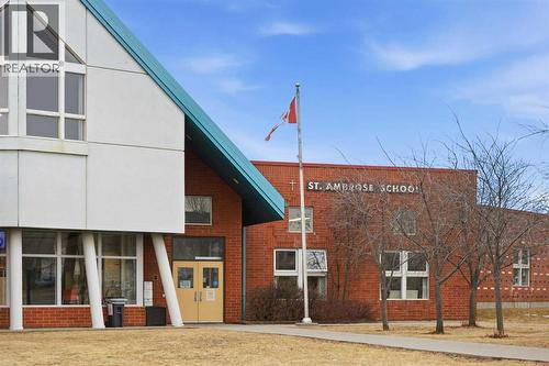 905 Arbour Lake Road Nw, Calgary, AB - Outdoor