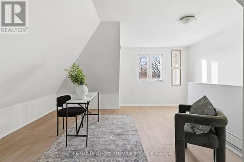 447 Wentworth Street N, Hamilton, ON - Indoor Photo Showing Other Room