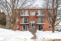 5 Rue de l'Oseraie  Saint-Constant, QC J5A 1K3