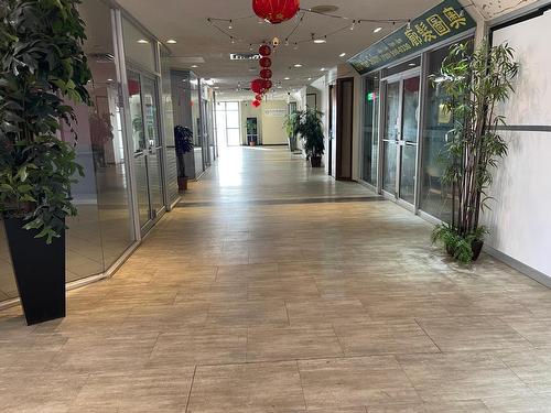 9700  105 Avenue Nw, Edmonton, AB 