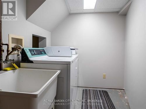 9 Churchill Street, St. Catharines (Western Hill), ON - Indoor Photo Showing Laundry Room