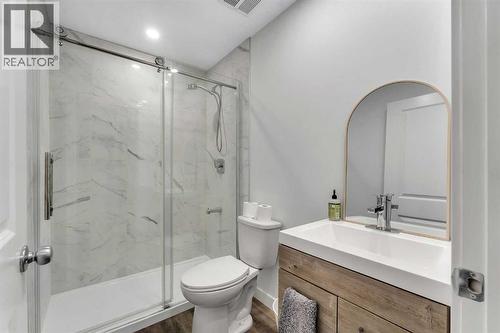 39 Savanna Way Ne, Calgary, AB - Indoor Photo Showing Bathroom