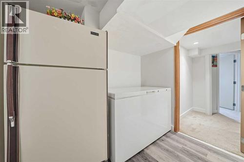 24 Laguna Close Ne, Calgary, AB - Indoor Photo Showing Laundry Room