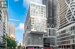 1721 - 121 SAINT PATRICK STREET  Toronto, ON M5T 0B8