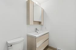 Ensuite bathroom - 