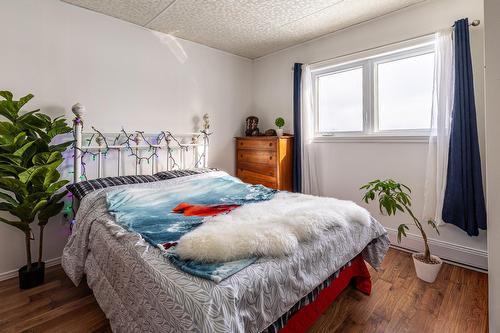 Chambre à coucher principale - 220 2E Avenue, Weedon, QC - Indoor Photo Showing Bedroom