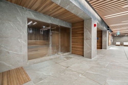 Sauna - 907-1518 Rue Sherbrooke O., Montréal (Ville-Marie), QC -  With Exterior