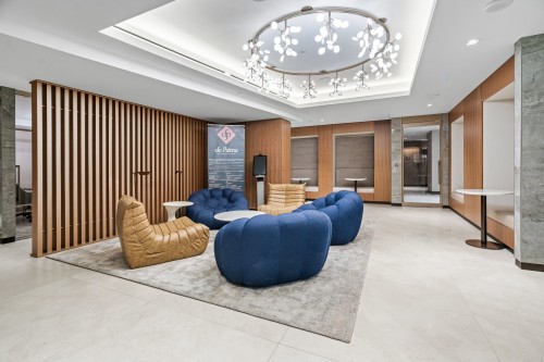 Mud Room - 907-1518 Rue Sherbrooke O., Montréal (Ville-Marie), QC - Indoor