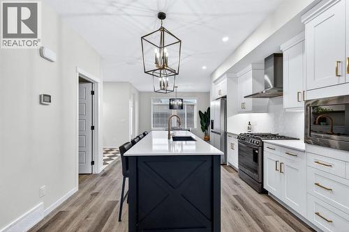413 Belmont Park Sw, Calgary, AB - Indoor Photo Showing Kitchen With Upgraded Kitchen