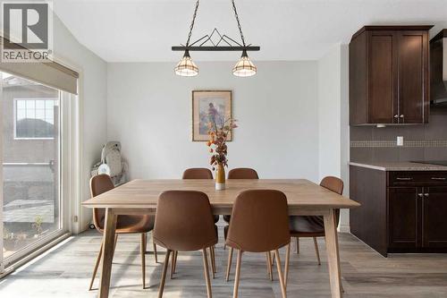 11 Muirfield Close, Lyalta, AB - Indoor Photo Showing Dining Room