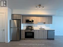 715 - 556 MARLEE AVENUE  Toronto, ON M6B 0B1