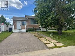 909 5 Avenue SE  Slave Lake, AB T0G 2A3