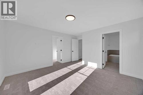 14 Versant Path Sw, Calgary, AB - Indoor