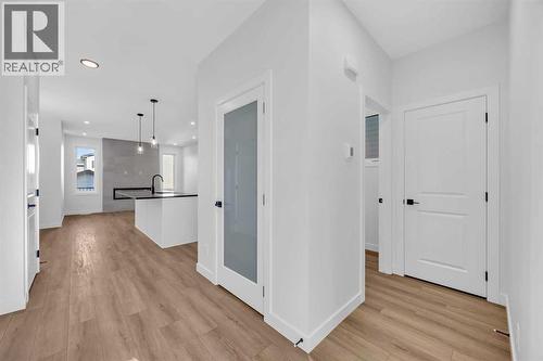 14 Versant Path Sw, Calgary, AB - Indoor