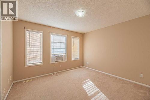 427 Saddlebrook Way Ne, Calgary, AB - Indoor Photo Showing Other Room