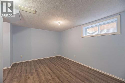427 Saddlebrook Way Ne, Calgary, AB - Indoor Photo Showing Other Room
