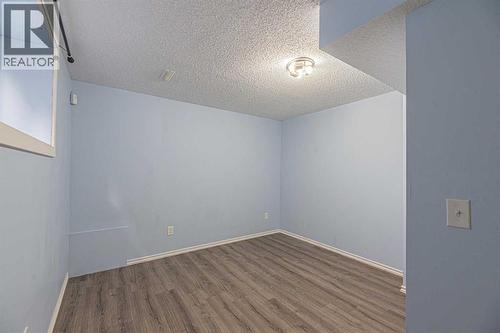 427 Saddlebrook Way Ne, Calgary, AB - Indoor Photo Showing Other Room