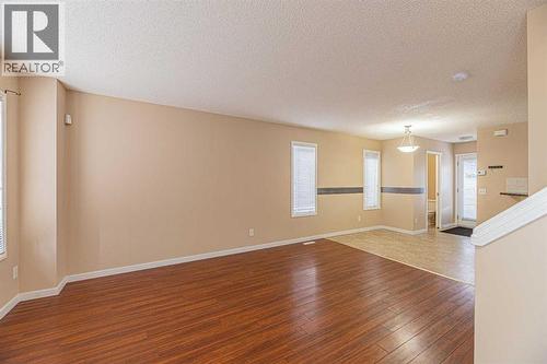 427 Saddlebrook Way Ne, Calgary, AB - Indoor Photo Showing Other Room