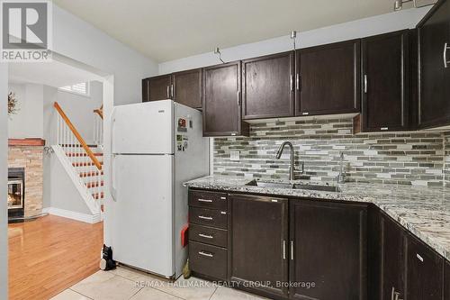 808 Torsa Court, Ottawa, ON - Indoor Photo Showing Kitchen