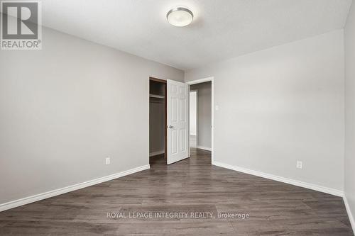 2039 St. Laurent Boulevard, Ottawa, ON 