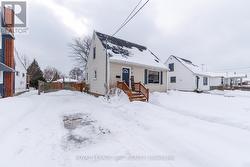 41 MCDONALD AVENUE  Thorold (Thorold Downtown), ON L2V 3E5