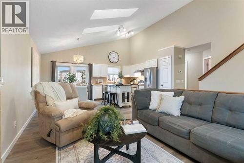 20 Willow Brook Crescent Nw, Airdrie, AB - Indoor Photo Showing Living Room