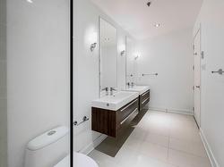 Ensuite bathroom - 