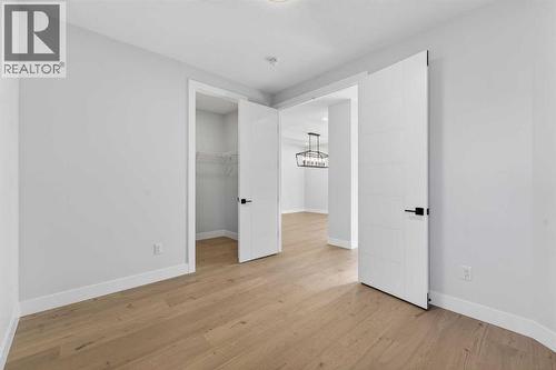 202 Kinniburgh Loop, Chestermere, AB - Indoor Photo Showing Other Room