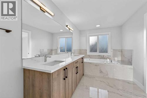 202 Kinniburgh Loop, Chestermere, AB - Indoor Photo Showing Bathroom