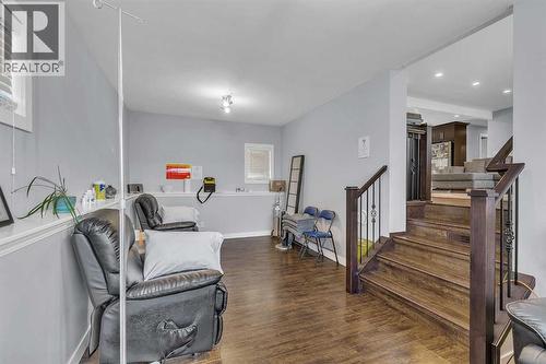 109 Hudson Road Nw, Calgary, AB - Indoor Photo Showing Other Room