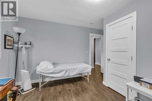 109 Hudson Road Nw, Calgary, AB - Indoor Photo Showing Bedroom