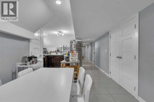 109 Hudson Road Nw, Calgary, AB - Indoor Photo Showing Dining Room
