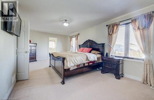 538 Thomas Slee Drive, Kitchener, ON - Indoor Photo Showing Bedroom