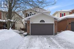 1853 SUNLAND DRIVE  Ottawa, ON K4A 3S8