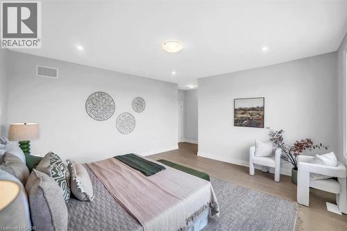 87 Aquasanta Crescent, Hamilton, ON 