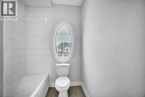 87 Aquasanta Crescent, Hamilton, ON 