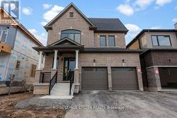 26 WESLEY BROOKS STREET  Clarington, ON L1B 0W4